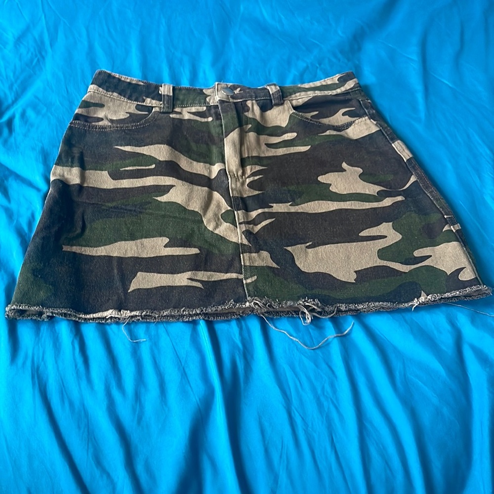 Camo skirt